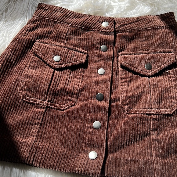 Forever21 Corduroy Mini Skirt - Picture 4 of 7